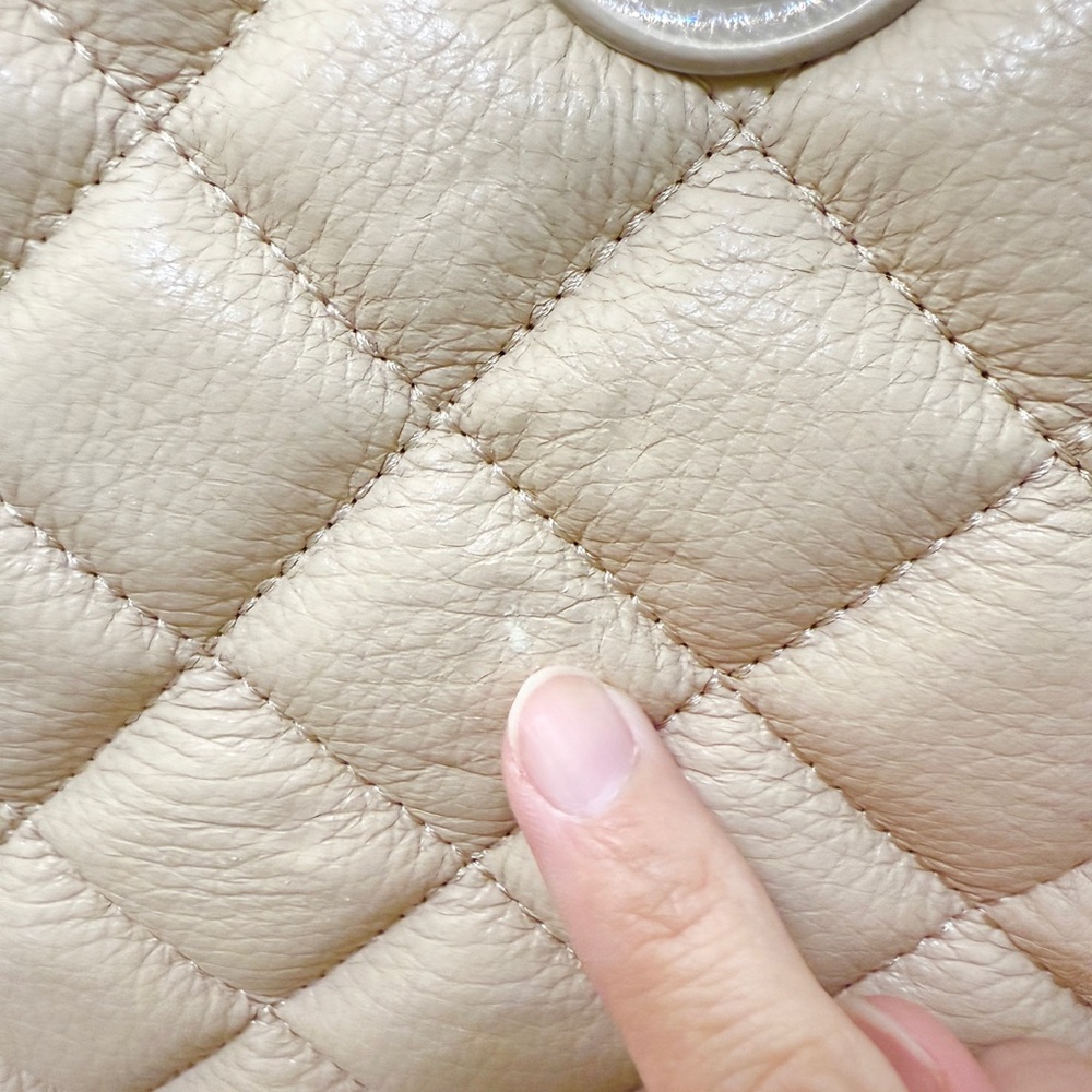 Kate Spade Beige Quilted Tote Bag - Picture 7 of 8